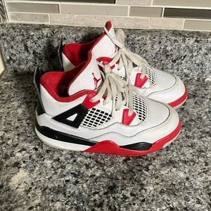 Used kids Jordan’s size 10c